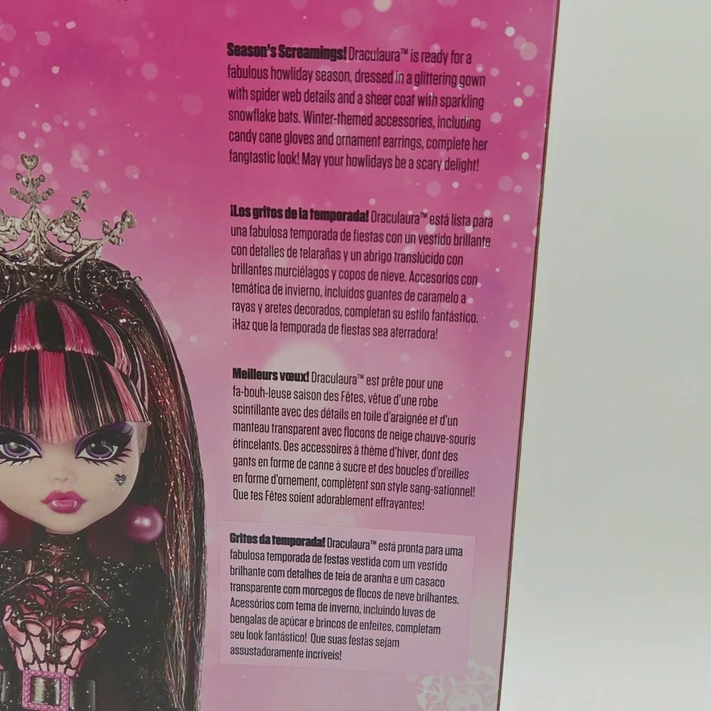 NEW Monster High Howliday Winter Edition Draculaura Doll Limited Holiday Shipper